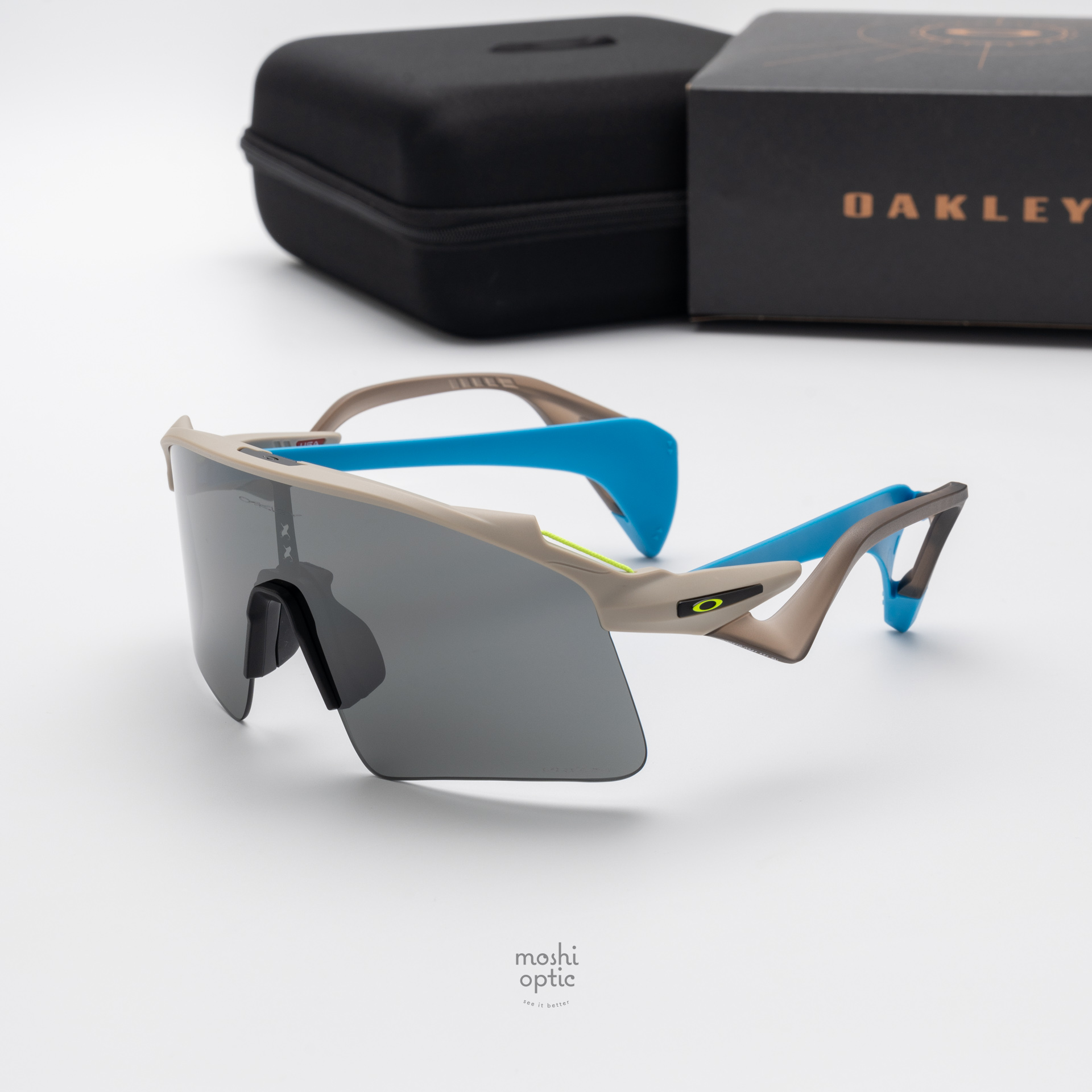 OAKLEY STUNT WING OO9519-03 Matte Sand Prizm Black