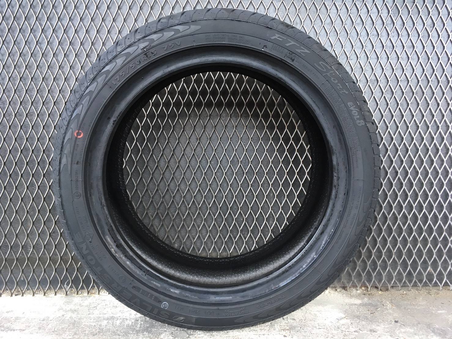 SILVERSTONE EVO-L8 175/50-15 ราคาใหม่ ปี19