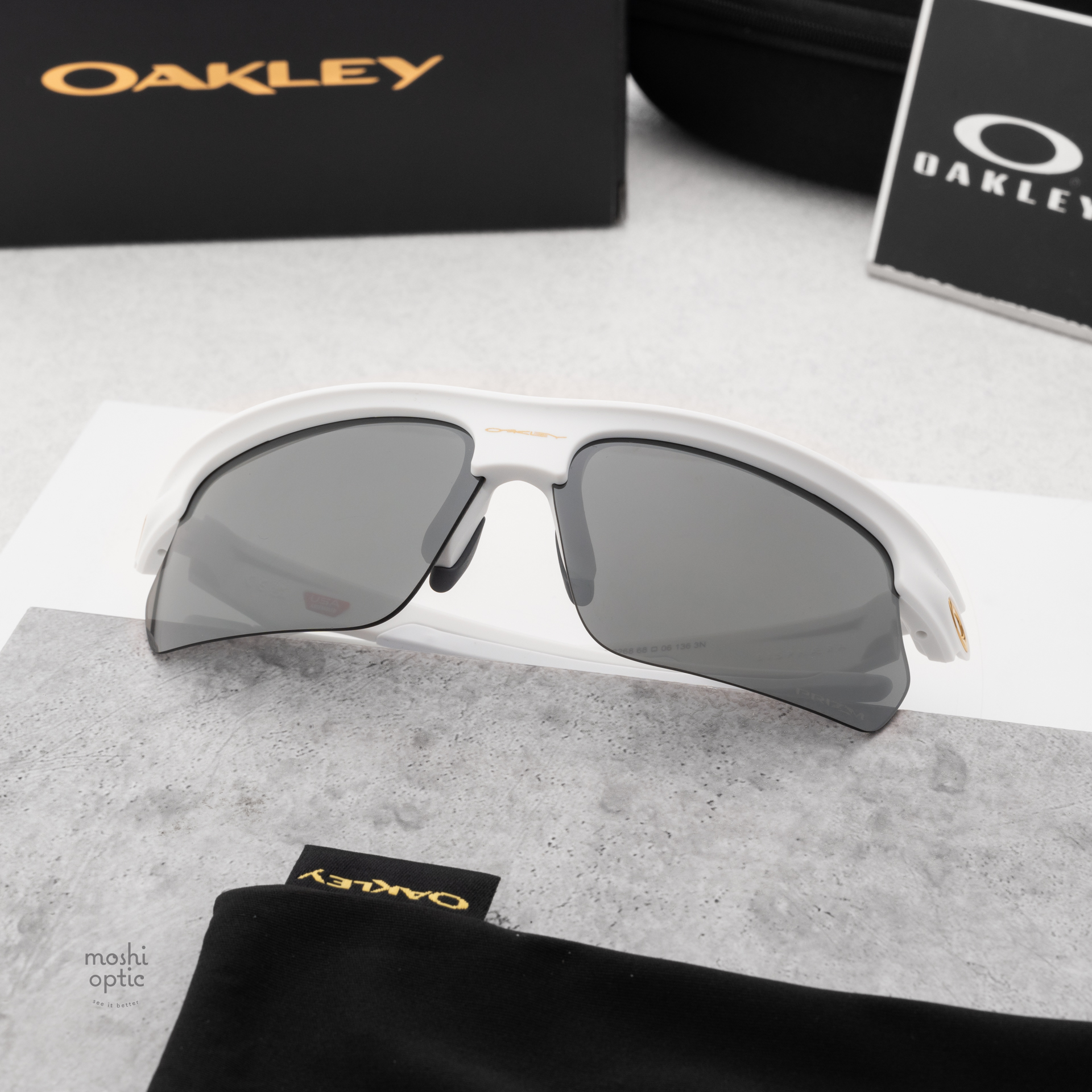 OAKLEY Bisphaera OO9400-22 Matte White Prizm Black