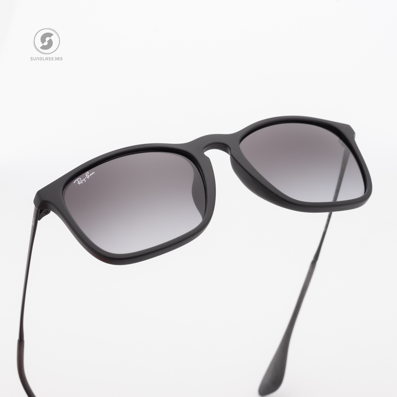 Ray Ban Chris RB4187F 622/8G Black Frame/Gray Gradient Lens