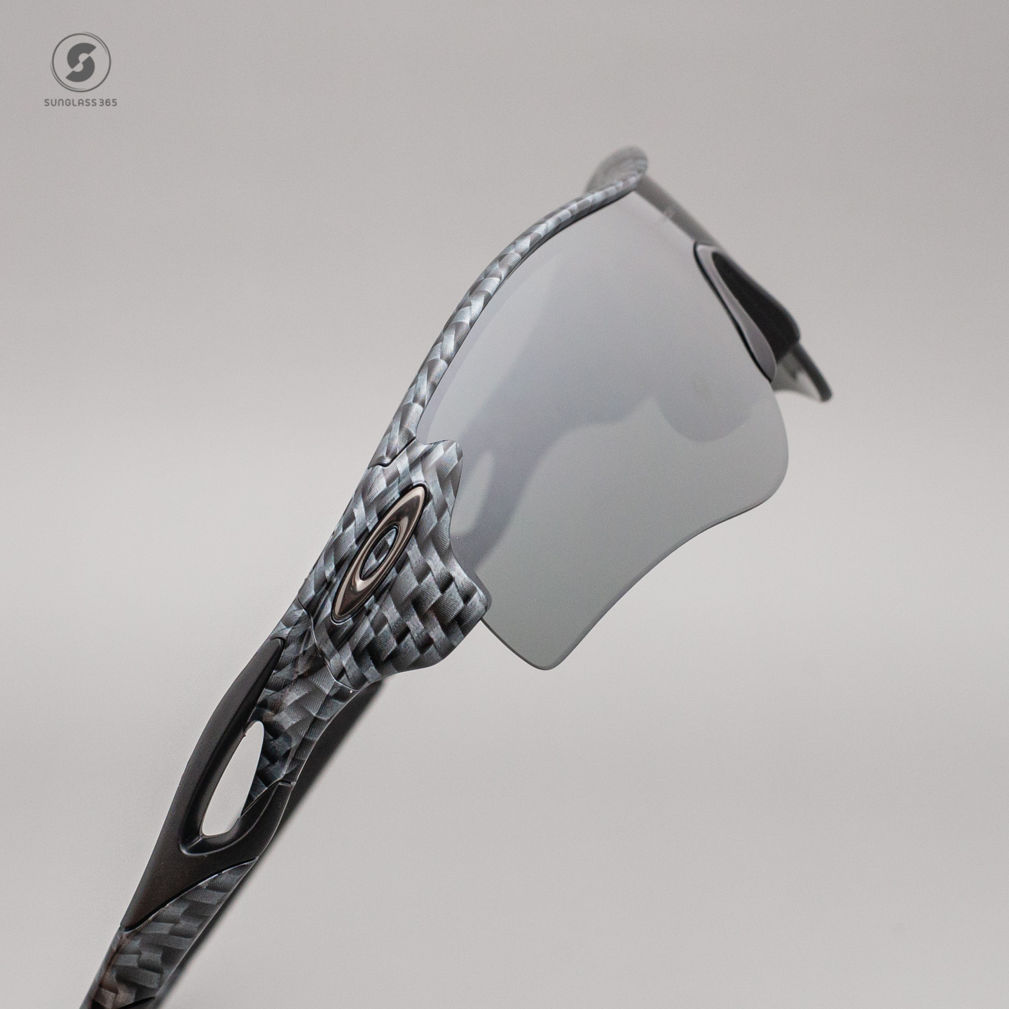 Oakley OO9206-44 RADARLOCK PATH Carbon Fiber Prizm Black