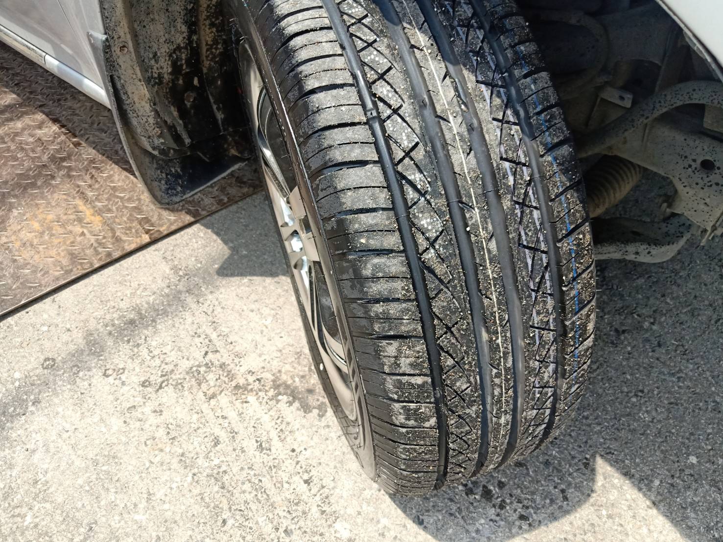 GT-RADIAL UHP-AS 215/55-17