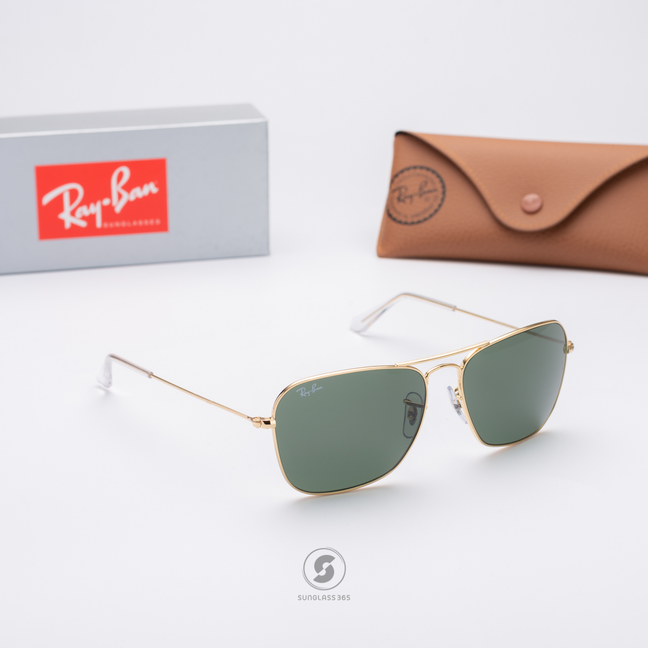 RayBan RB3136 001 Caravan Classic G-15