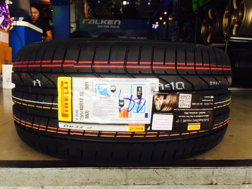 PIRELLI PZERO MO 255/40-18 ขาย 13800 ปี17