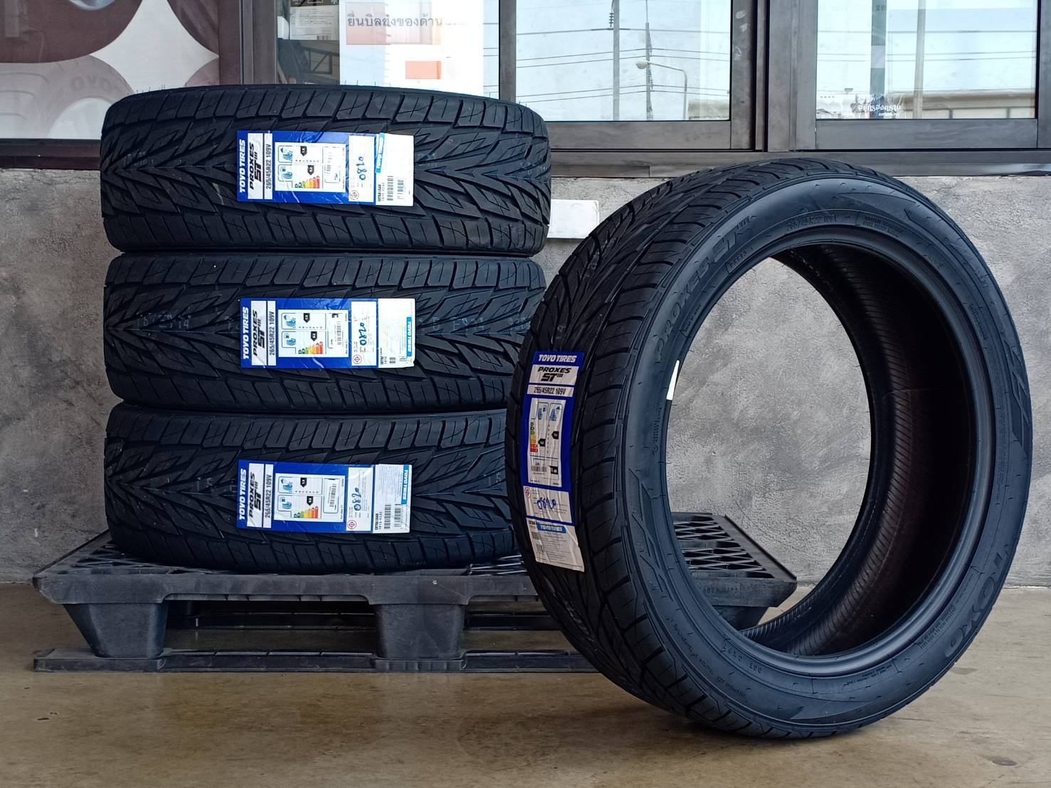 TOYO PROXES ST3 265/45R22 ปี20 ยางญี่ปุ่น