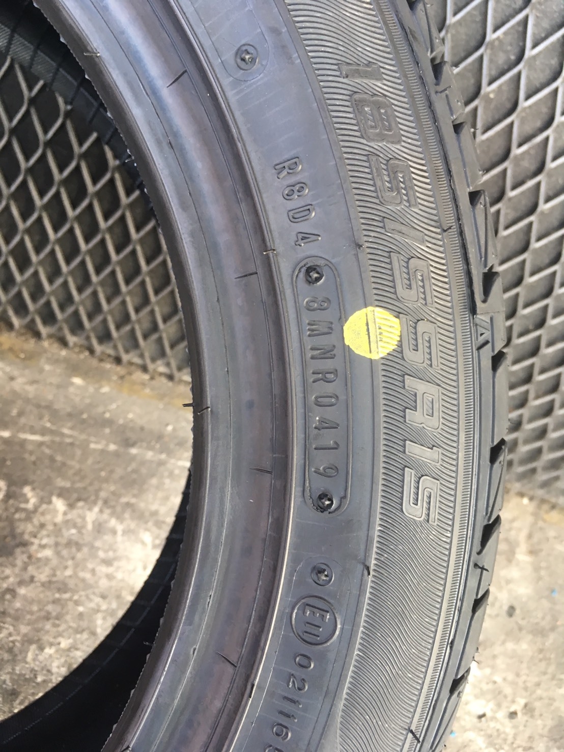 #แนะนำยางใหม่ #DUNLOP_LM704 185/55R15 เส้นละ 2250 ปกติ 2500 ปี19