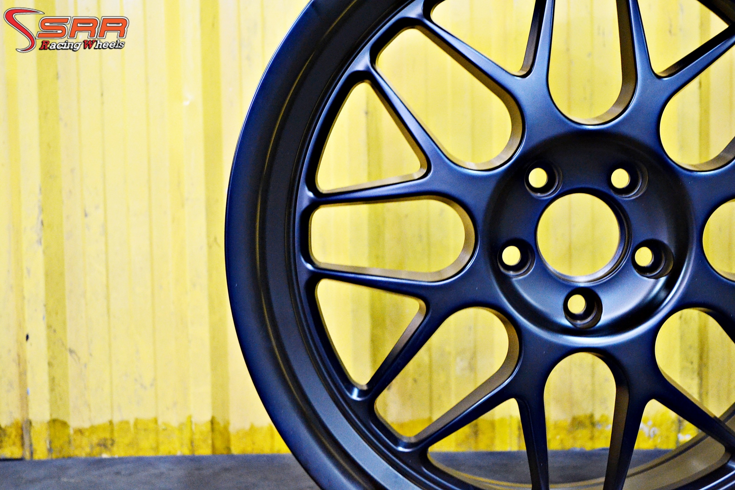 มาใหม่ ล้อ HRE ขอบ20 ใส่ BENZ วงละ 5500 ปกติ 8500