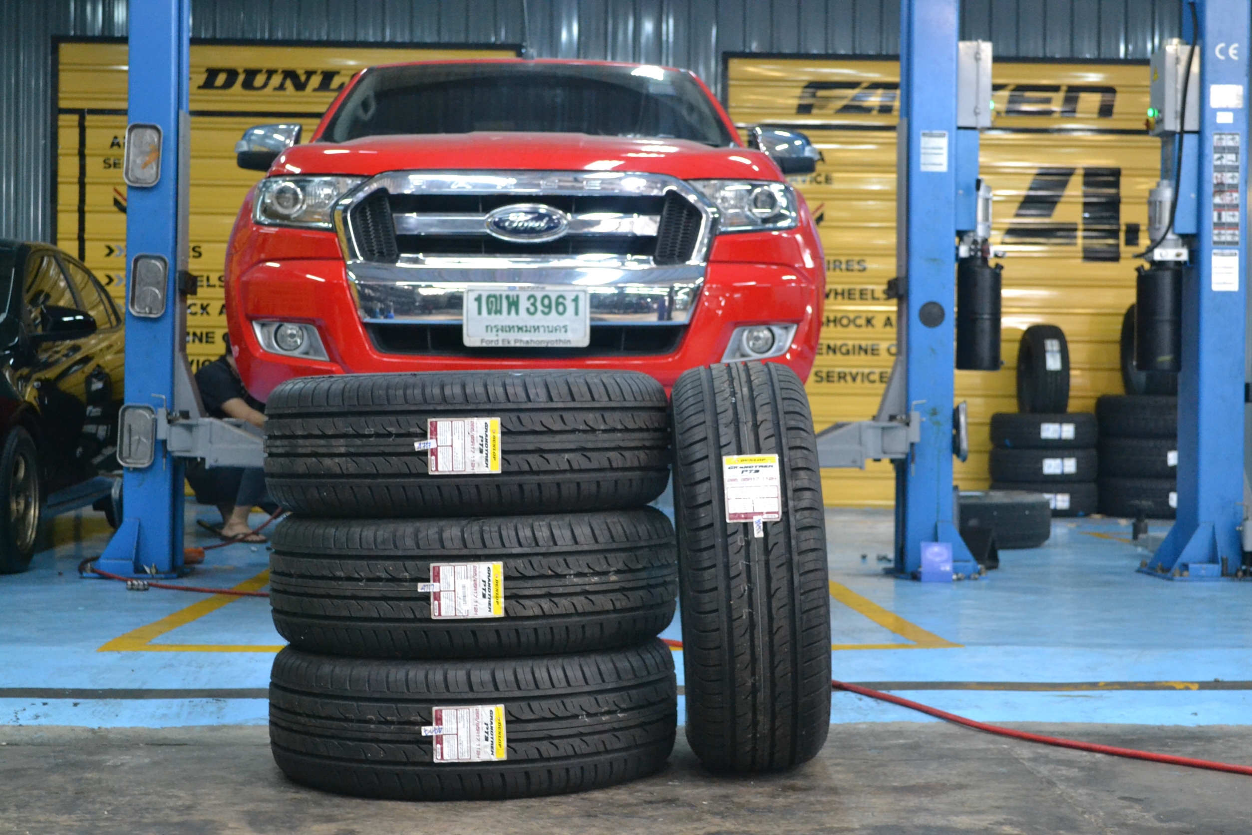 DUNLOP GRANDTREK PT3 265/65R17 ซื้อ2แถม2 ใส่ FORD