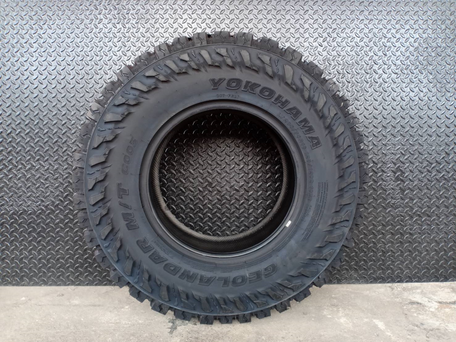YOKOHAMA GEOLANDAR M/T G003 245/75-16 เส้น 4750 ปกติ 6500 ปี18