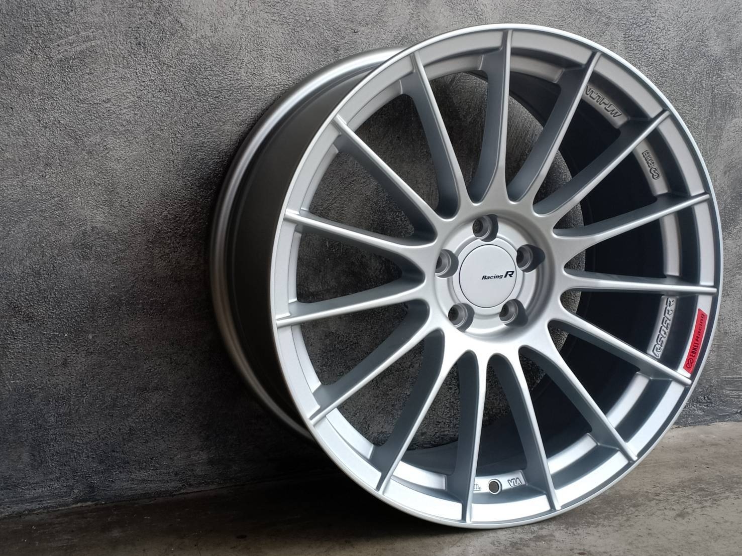 MF-1198F 18X8.5 5X100 38 73.1 MS