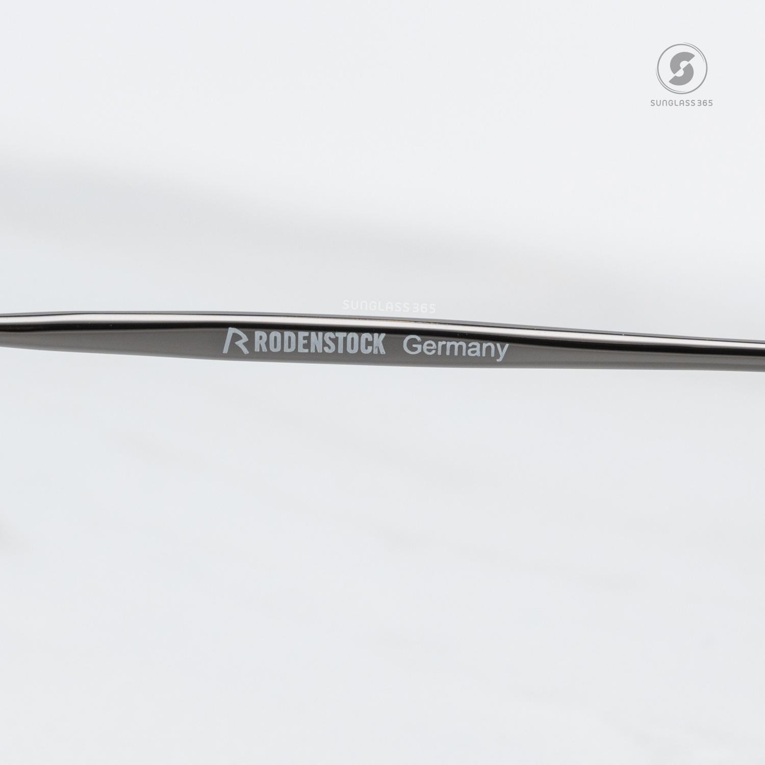 แว่นสายตา RODENSTOCK R7120 C