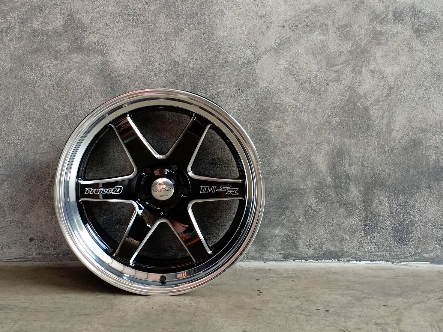 ล้อแท้ LENSO D1SR ขอบ18 ทุกสเป็ค ราคาพิเศษ
