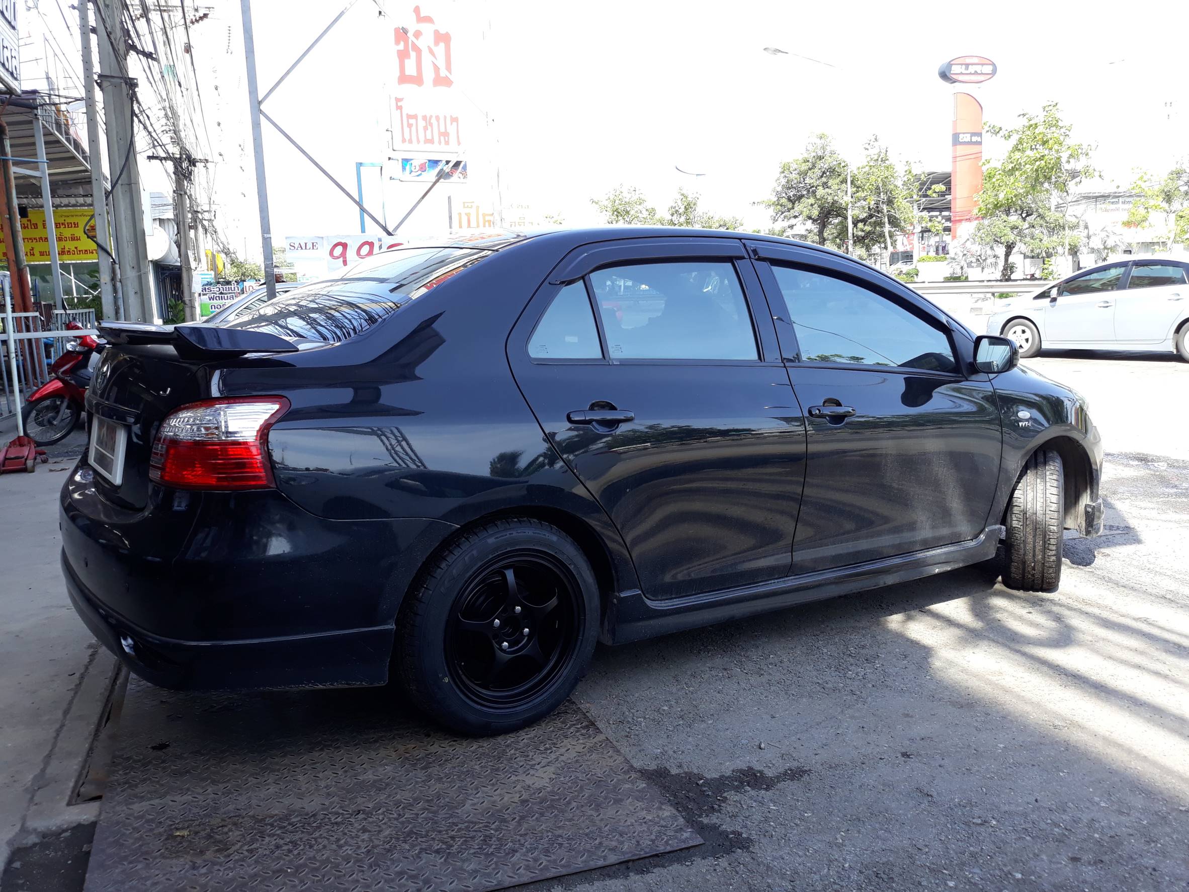 ล้อใหม่GRAMLIGHT ขอบ15ยางFALKEN ชุด 9980 ปกติ 18000