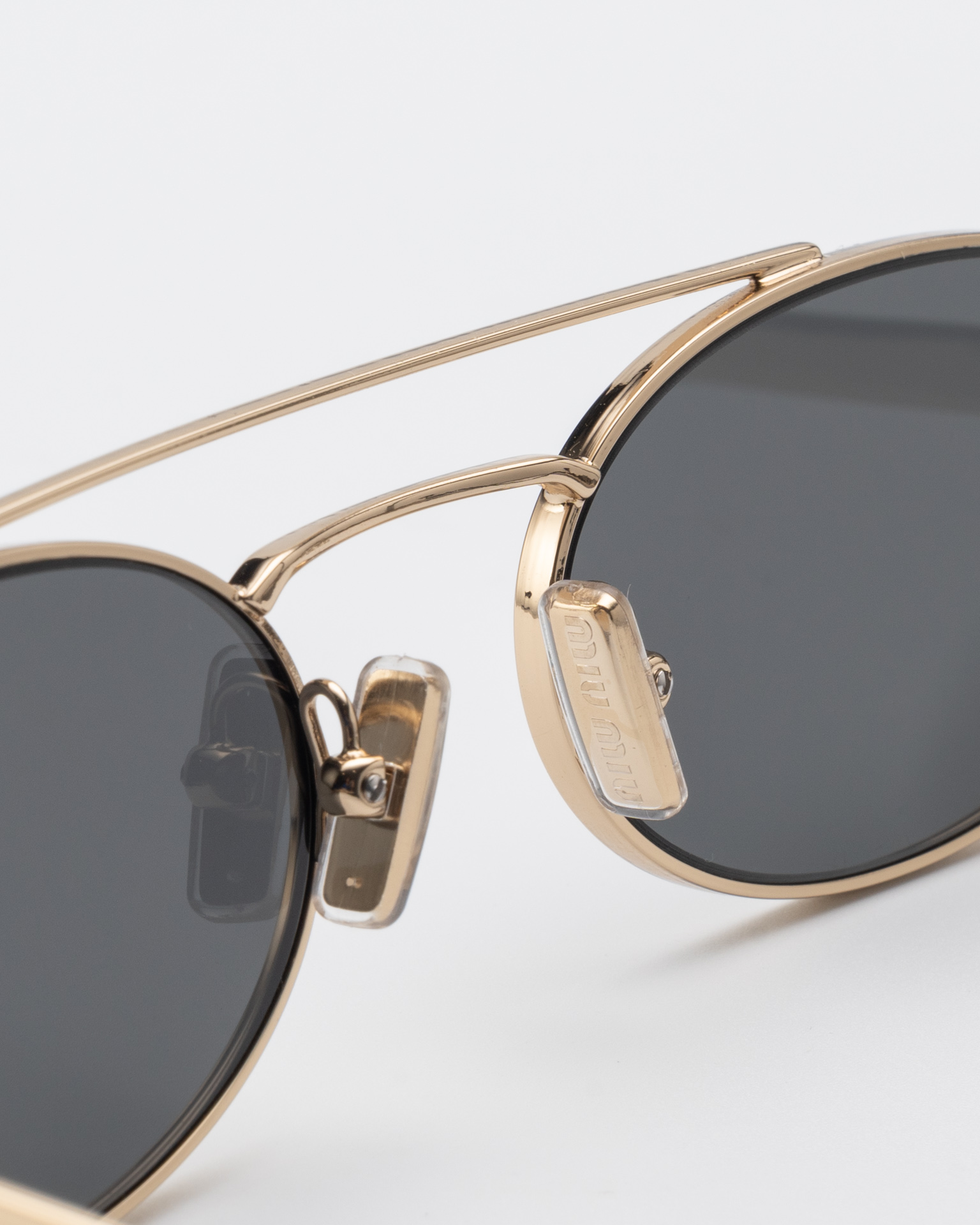 แว่นกันแดด Miu Miu MU54ZS ZVN08Z