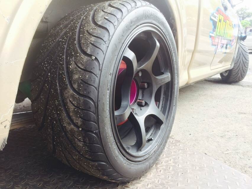 ยางใหม่ FEDRAL 595 RDR 255/40-17 เส้น 3000 บาท ปกติ 6500 บาท