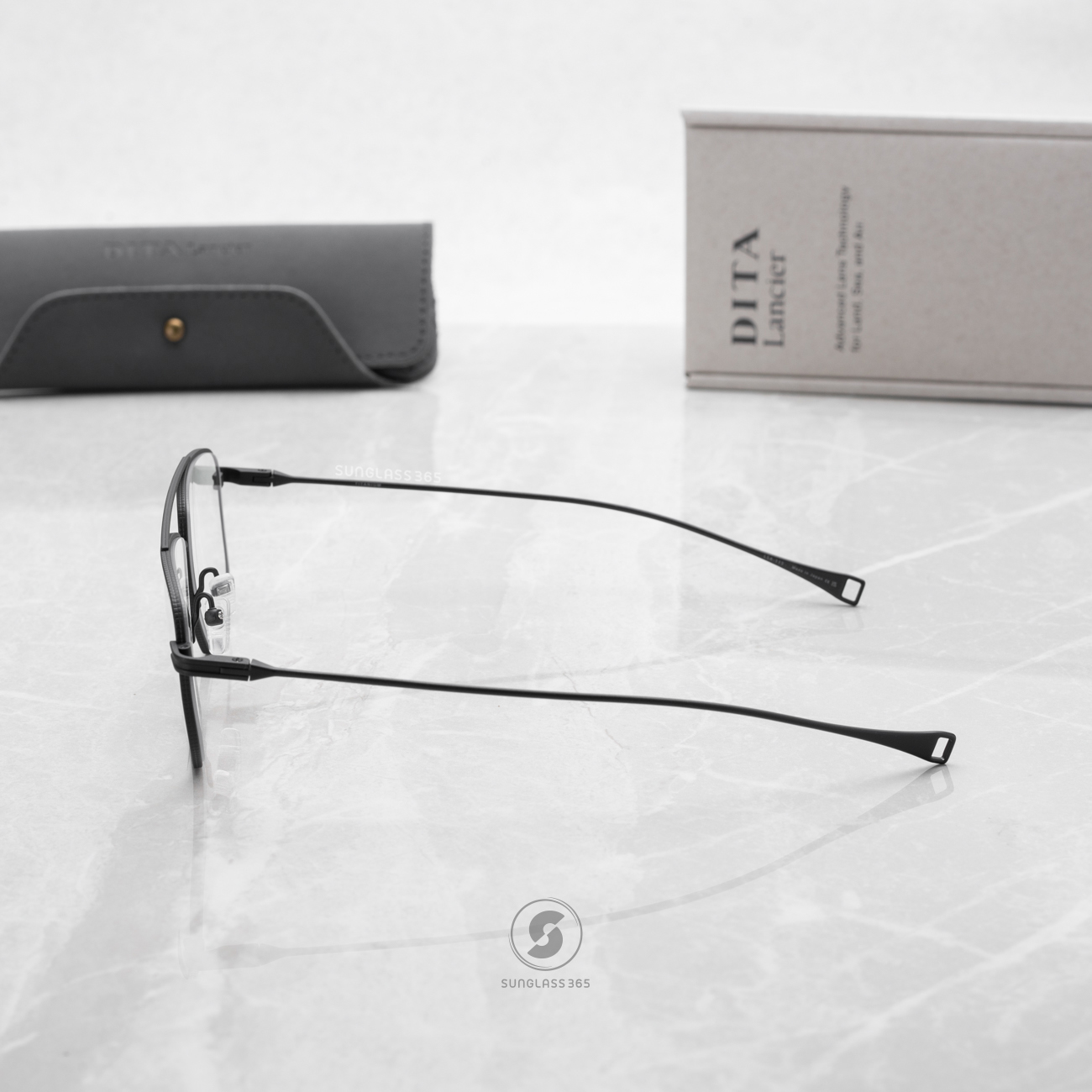 แว่นสายตา DITA LANCIER DLX115 A 04 with Blue Control Lens