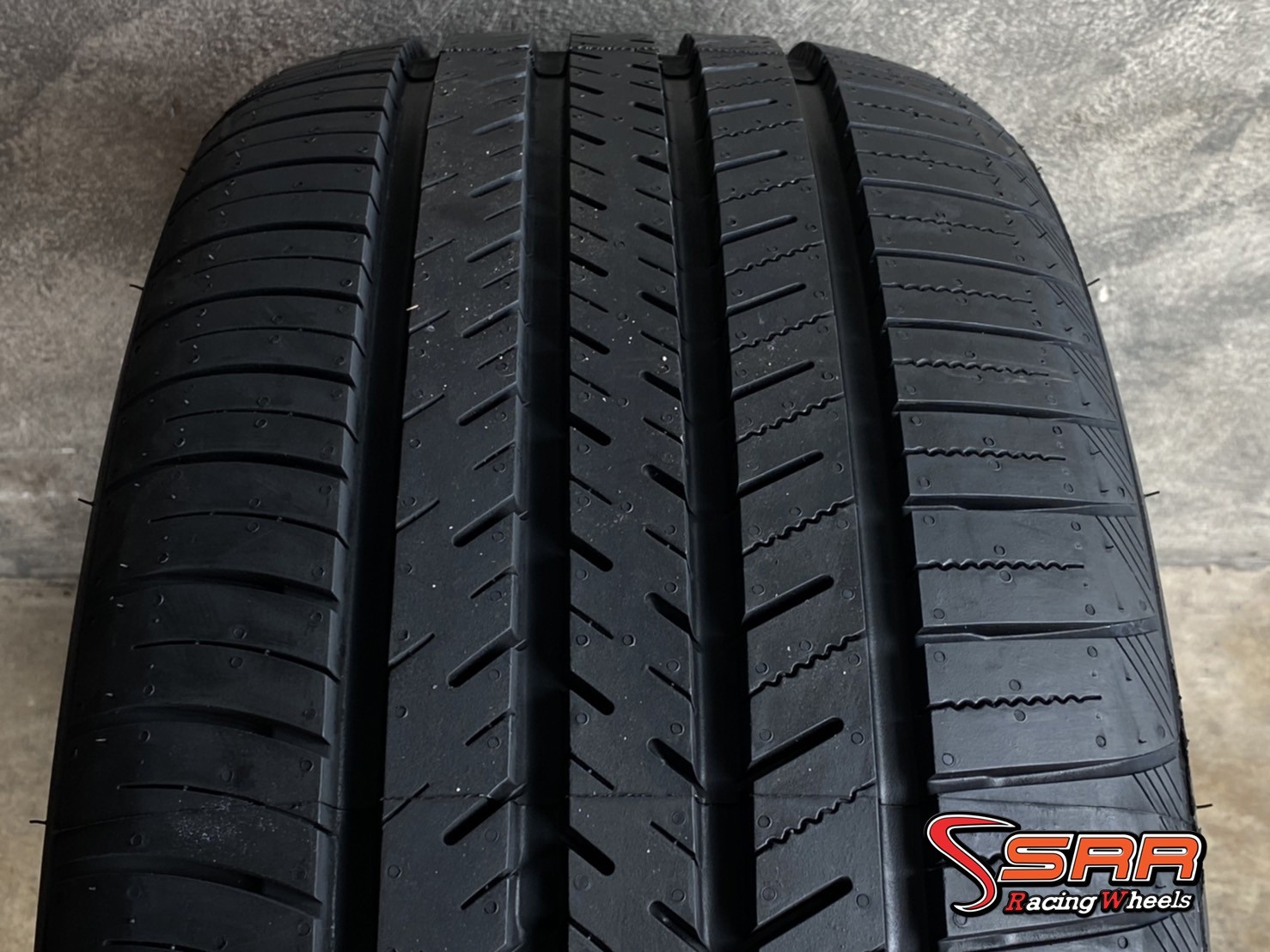ATLAS 225/40R19 FORCE UHP ปี2021 ราคาถูก