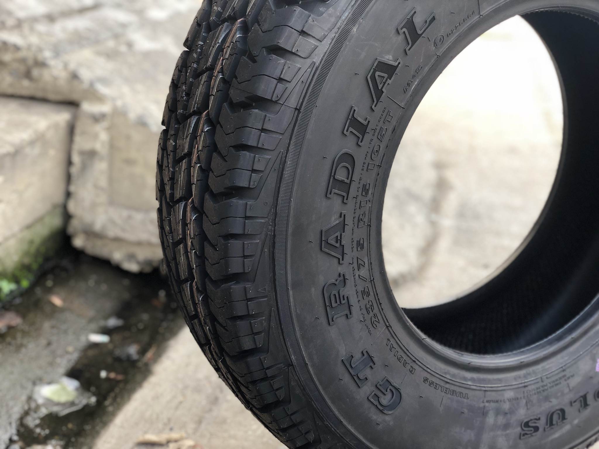 ยางใหม่ GT RADIAL SAVERO A/T PLUS 235/75-15 เส้น 2750 ปกติ 3500 ปี17