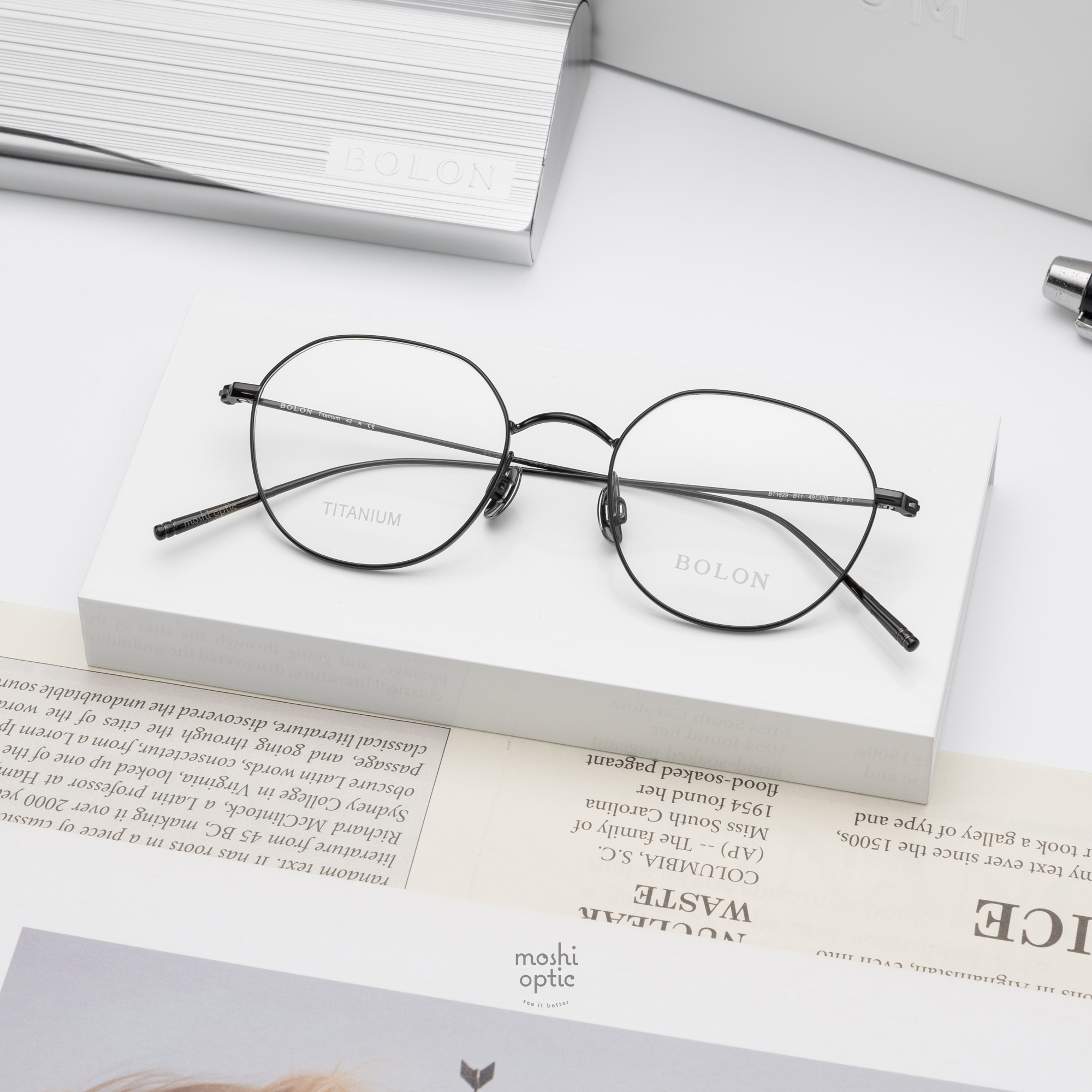 แว่นสายตา BOLON รุ่น BT1629 B11 Gross Black