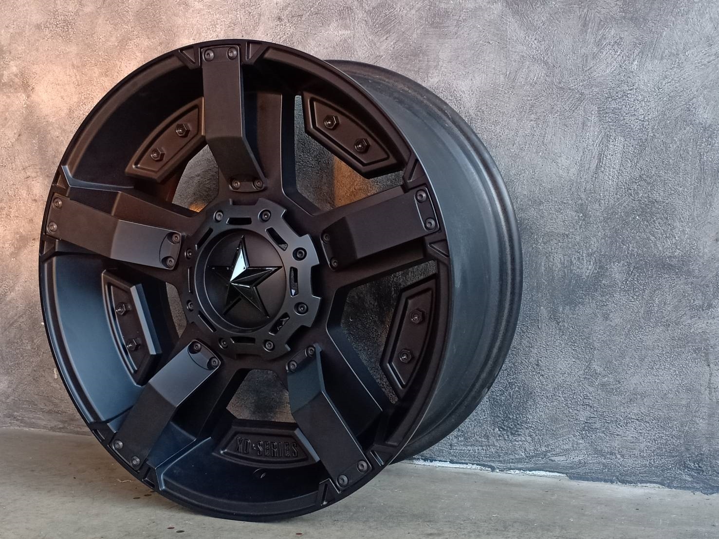 XD811 KMC ล้อแม็กซ์แท้ สายพันธ์ุใหม่ ! ขอบ22