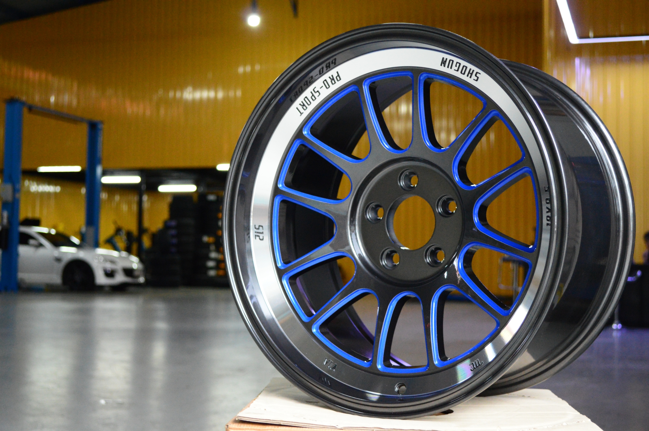 ล้อใหม่ทุกลายขอบ18 ชุด 9800 ปกติ 24000 บาท จำนวนจำกัด คลิ๊กชมเลย