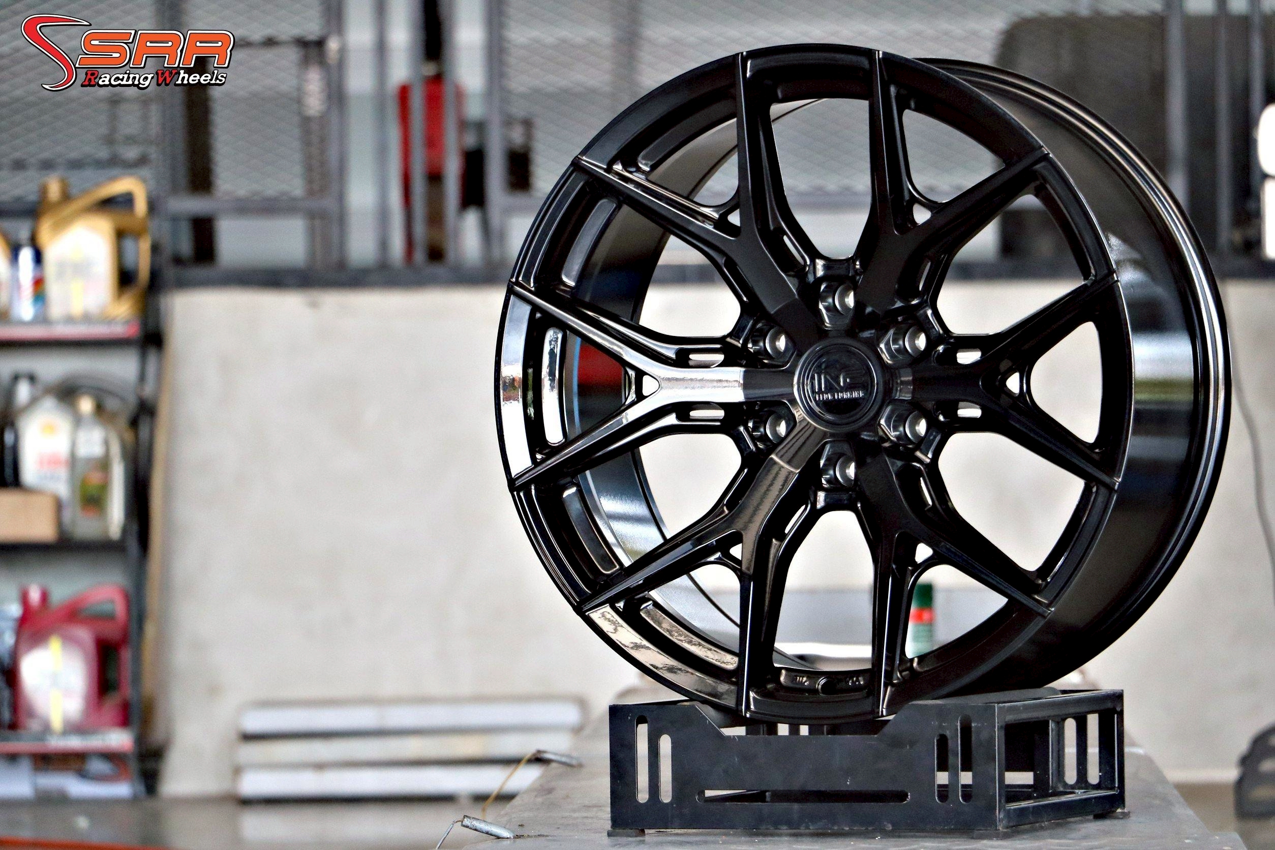 INFERNO AJ06 ขอบ20" 6รู สำหรับรถ กะบะ และ SUV ลดราคาพิเศษ