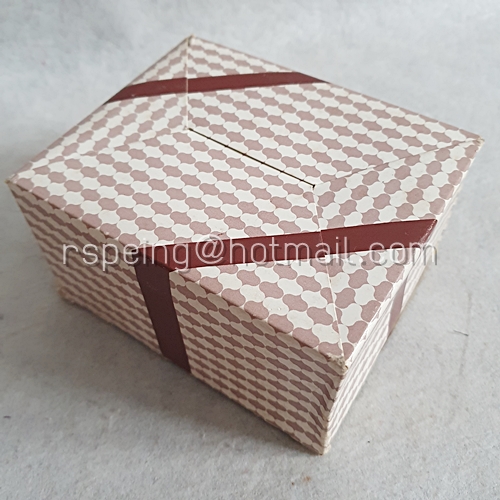 หมวกกล่อดนตรีใส่เครื่องประดับพร้อมปากกา ธนาคารกรุงเทพ Johnny Hat Type Musical Jewel Case with Pen