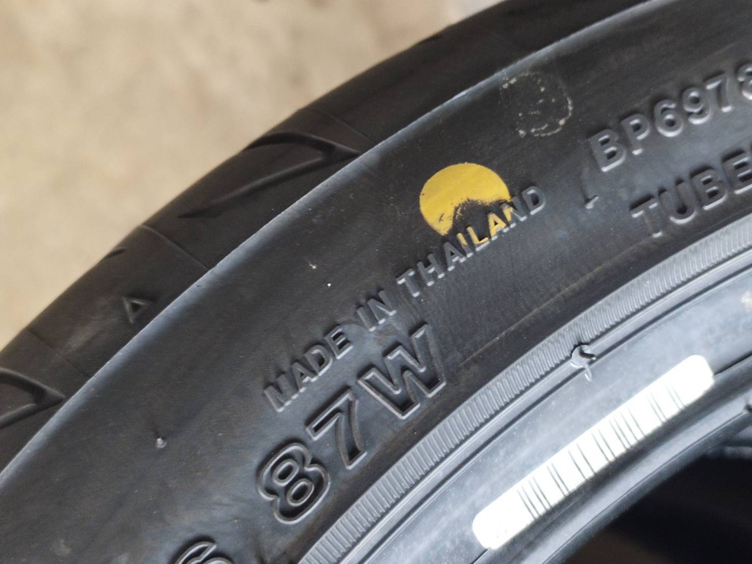 BRIDGESTONE ADRENALIN 004 205/45R16