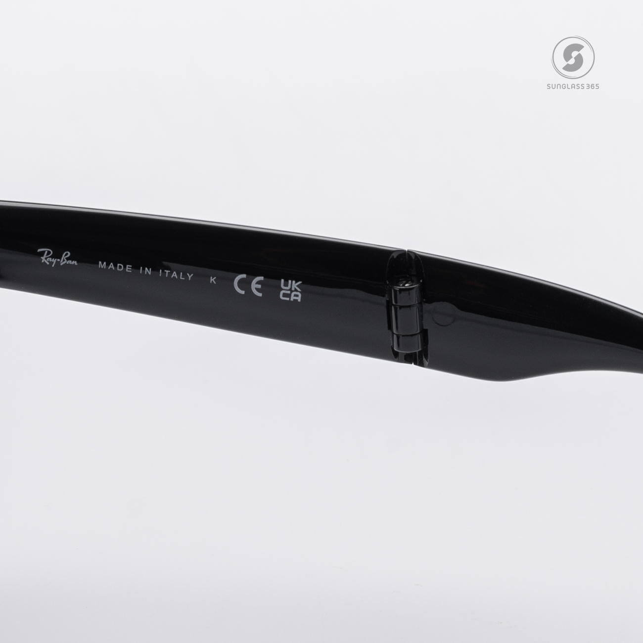 Ray Ban Folding Wayfarer RB4105 601 Crystal Green