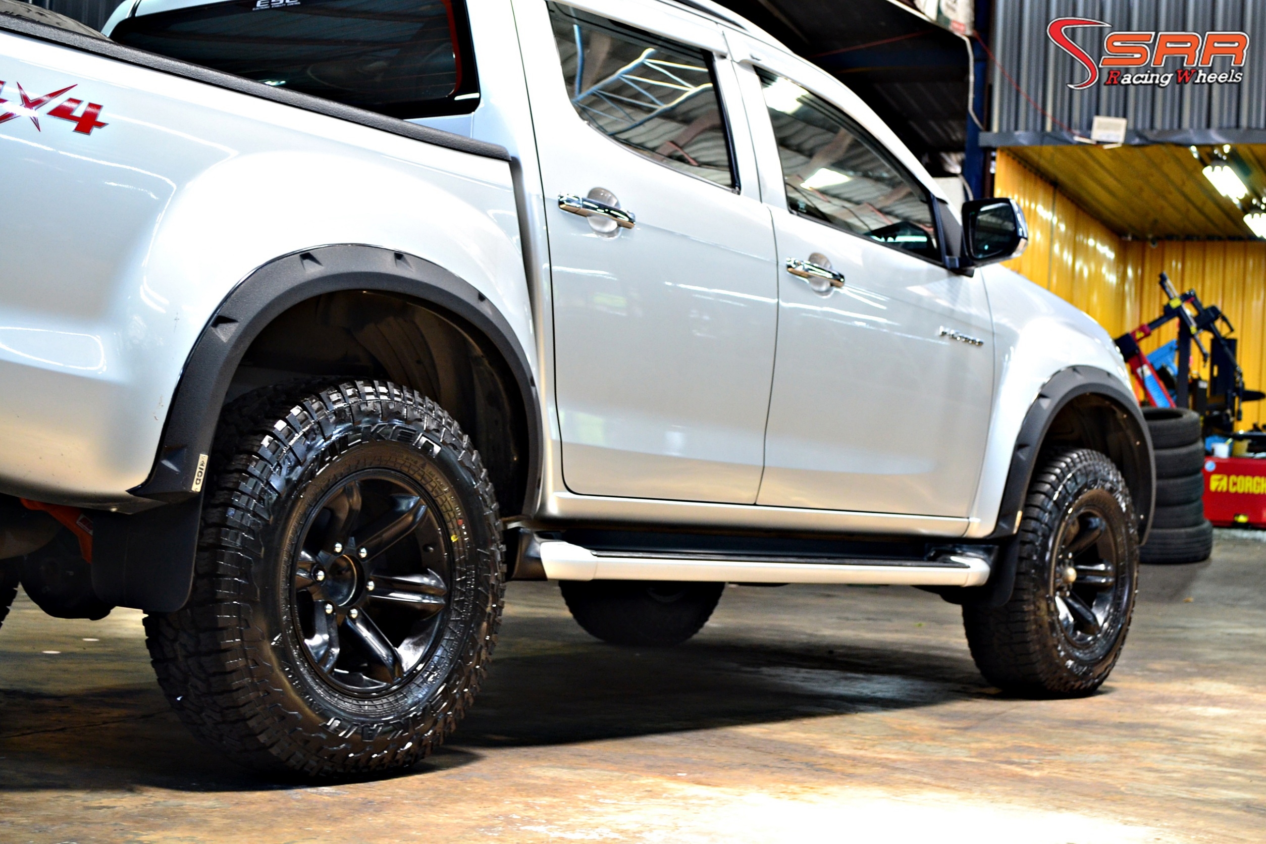 ยางใหม่ FALKEN AT3W 265/75-16 ดอกใหญ่ สายลุย