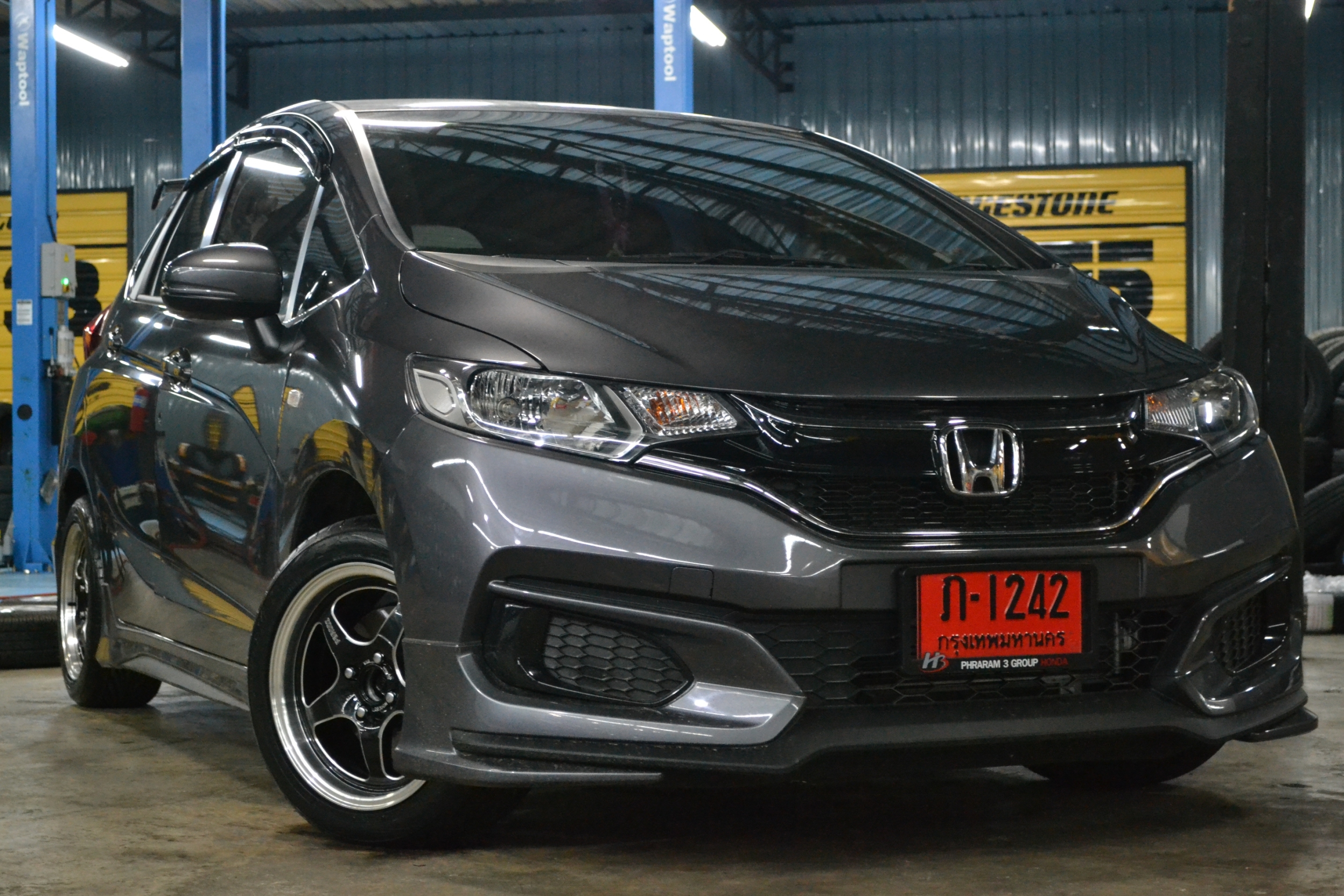 PARODI RS-02 ขอบ15 พร้อมยาง TOYO T1R ชุด 17980 ปกติ 29500