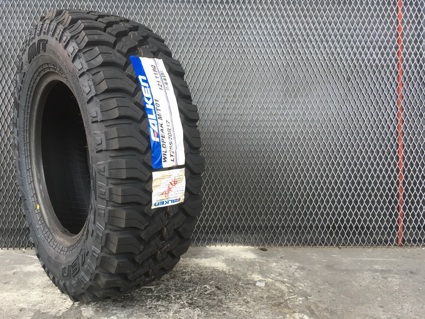 #แนะนำยางใหม่ #คุณภาพดีเยี่ยม #ราคาสุดคุ้ม #FALKEN_WILDPEAK_MT01 265/70R17 ปี18
