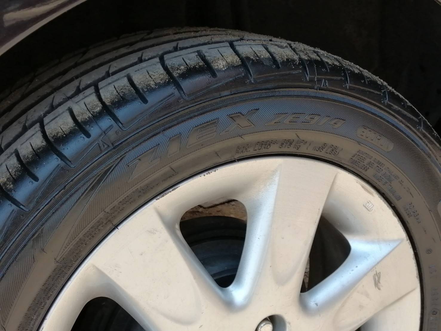 FALKEN ZE914 195/55-15 ปี19 ราคาถูก พร้อมใส่ ฟรี