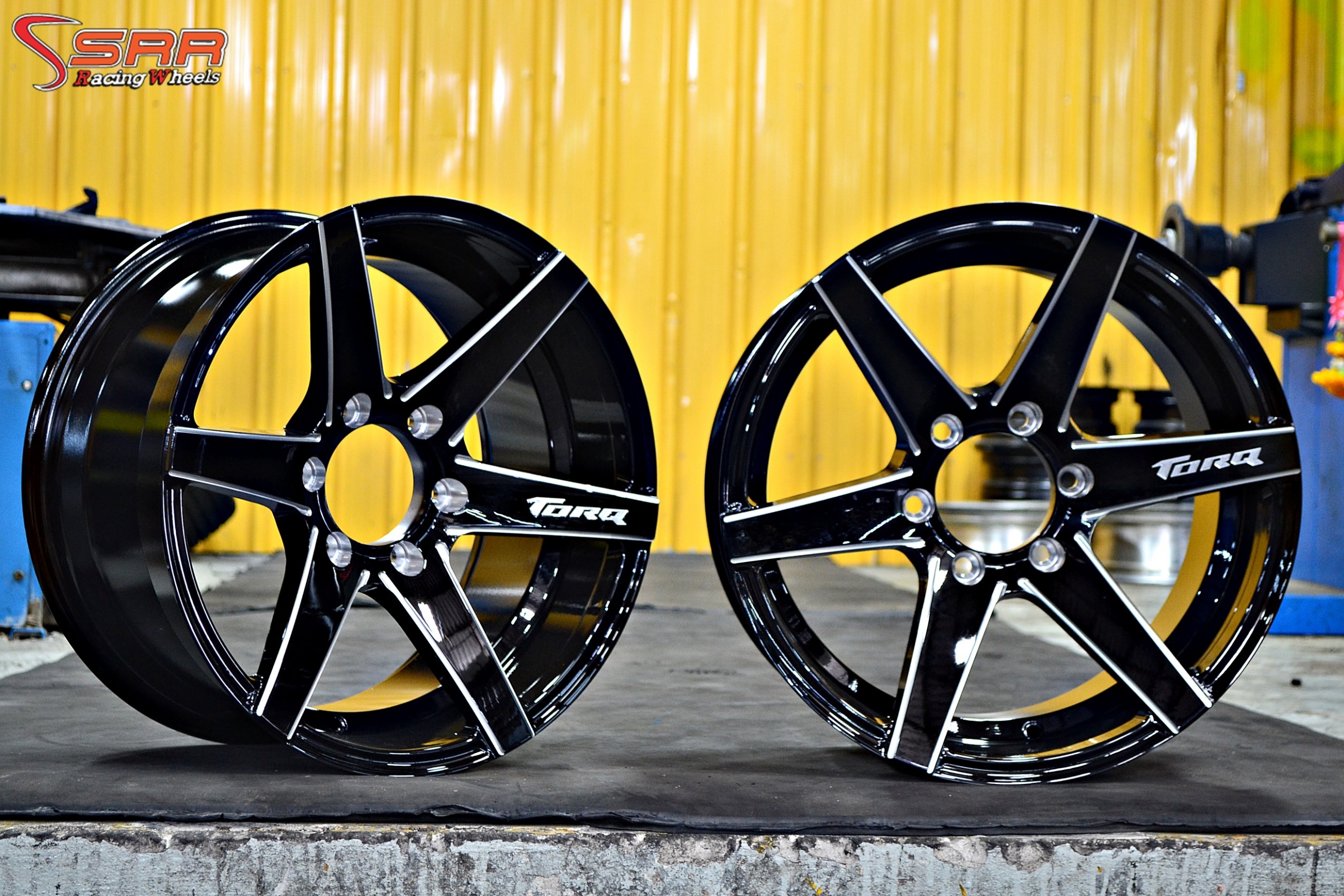 ล้อใหม่ RTX ขอบ18 ราคาพิเศษ พร้อมยาง