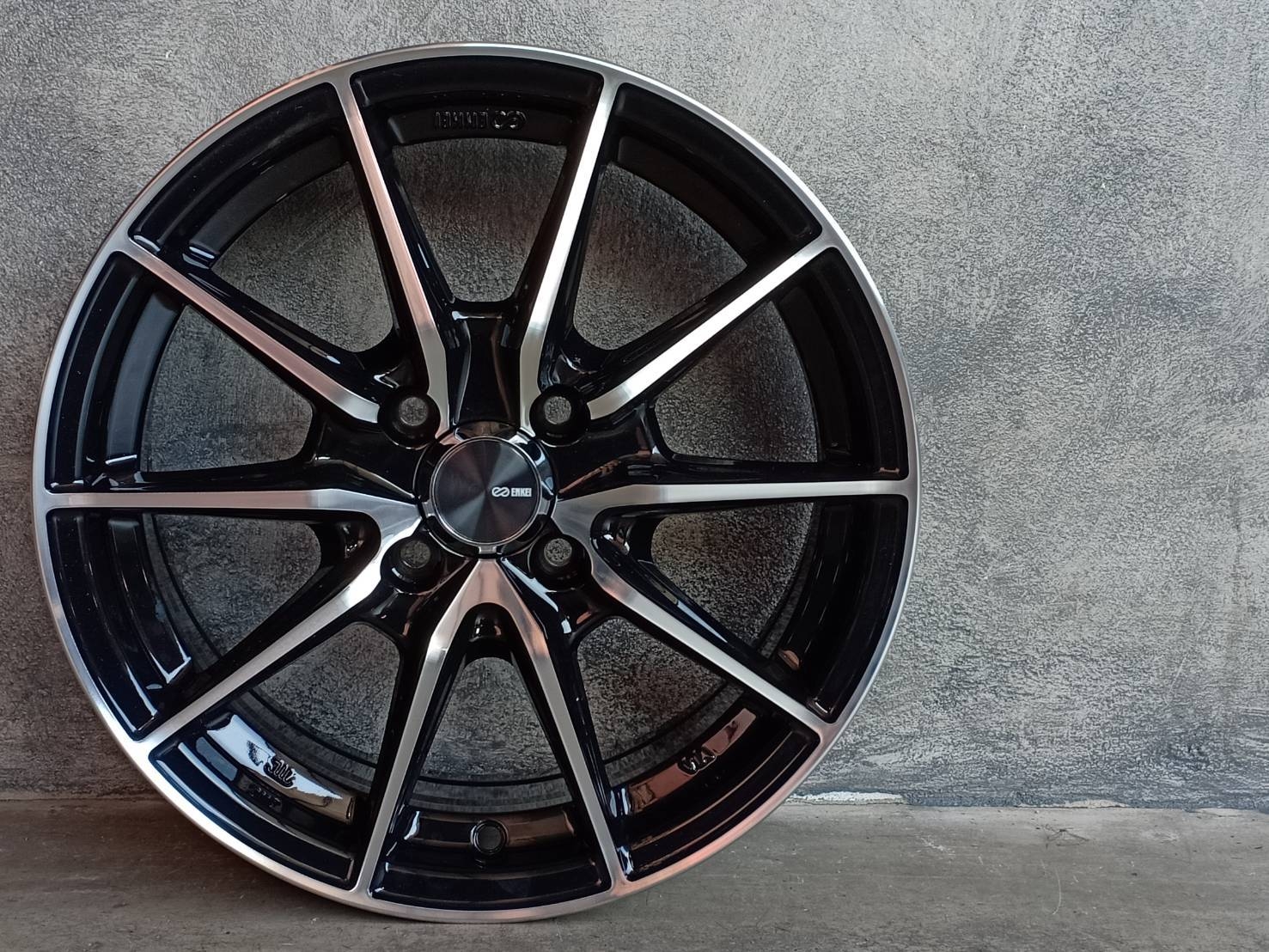 ล้อแท้ ENKEI ขอบ17 4รู100 สำหรับรถเก๋ง