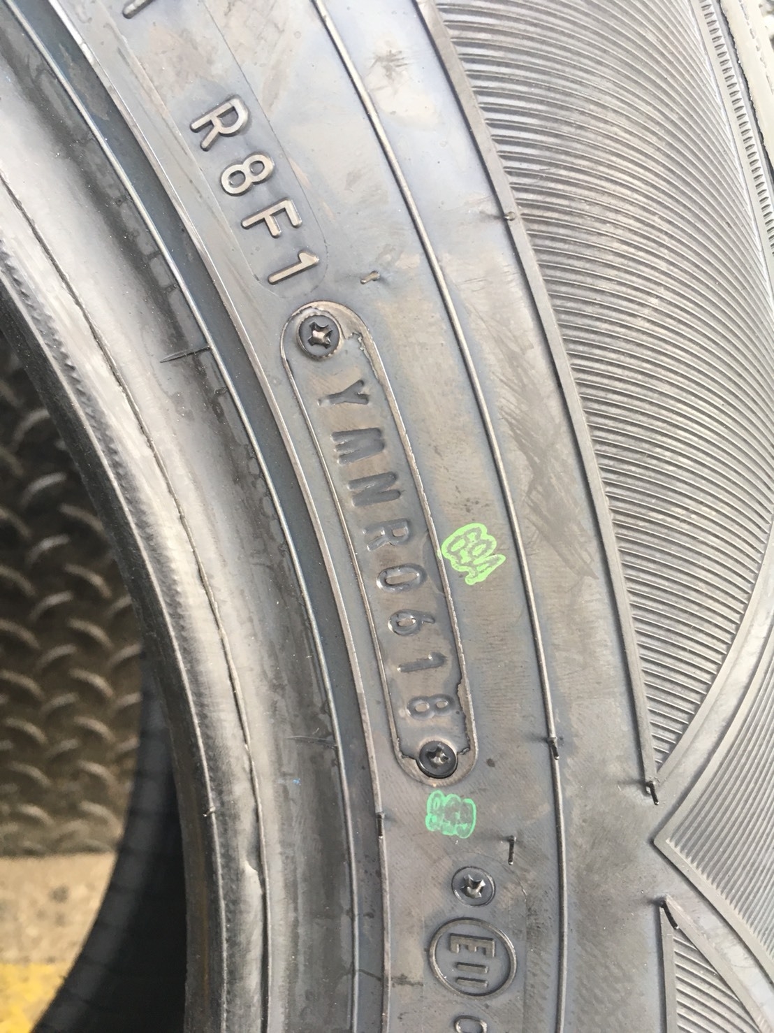 FALKEN ZE914 215/60R16 ซื้อ2แถม2 สินค้าเข้ามาใหม่ ปี18