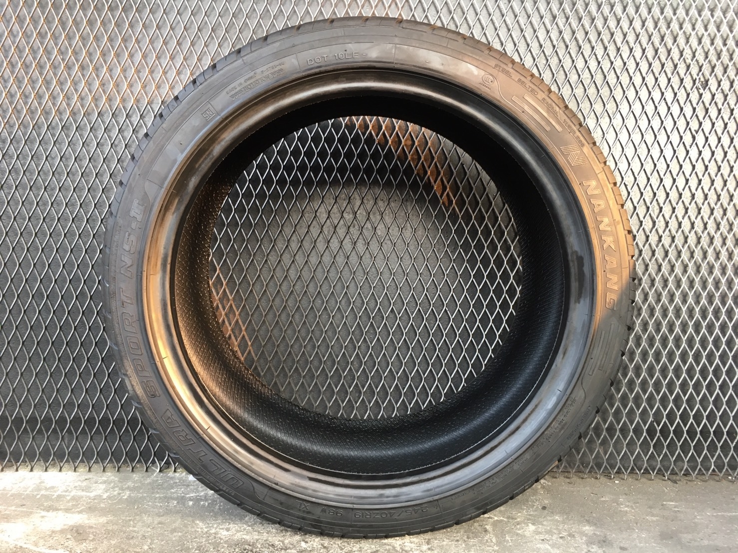 NANKANG NS2 245/40-19 ปี19 มาใหม่