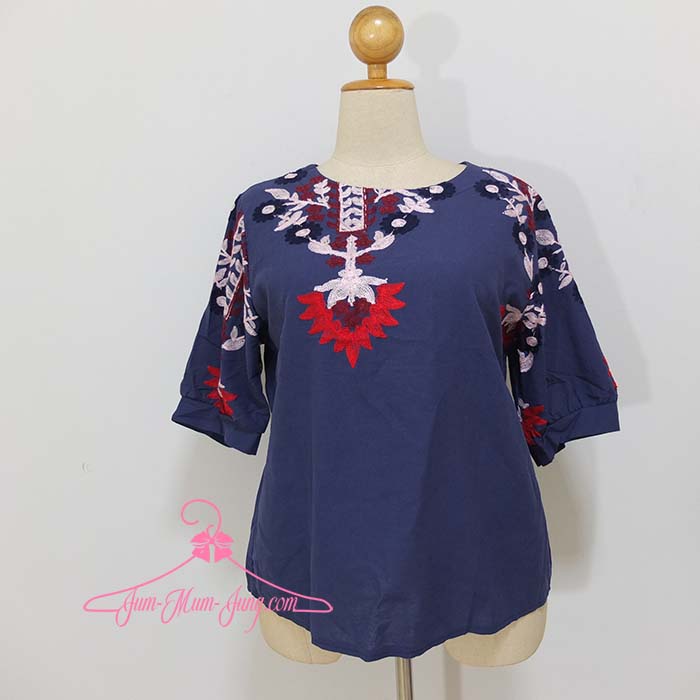 *อก46นิ้ว*เสื้อคนอ้วนผ้าฝ้ายสีกรมท่าปักลายดอกไม้ช่วงคอและแขนเสื้อ สวยน่ารักมากๆค่ะ
