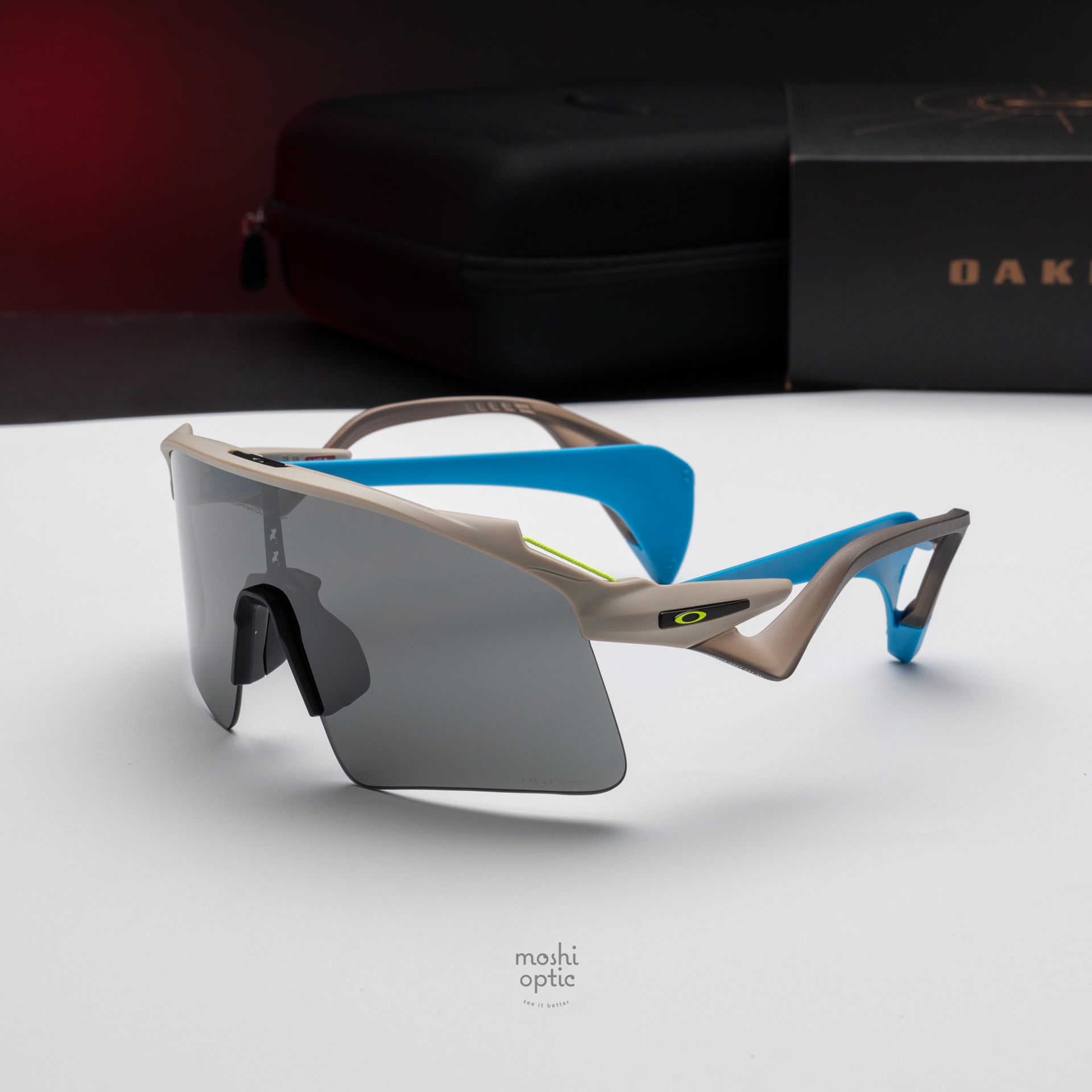 OAKLEY STUNT WING OO9519-03 Matte Sand Prizm Black