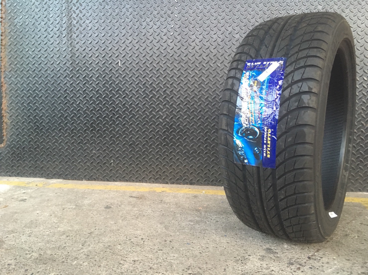 GOODYEAR BLUESTREAK ราคาถูก ซื้อ2แถม2