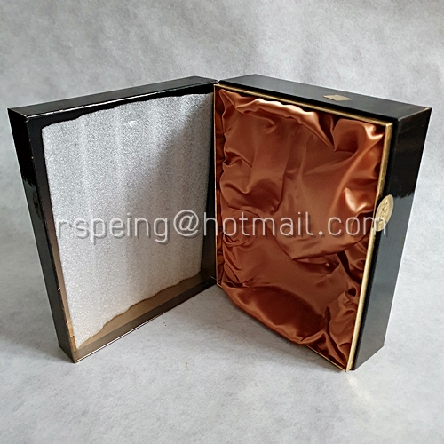 กล่อง (กระดาษ) Remy Martin Extra