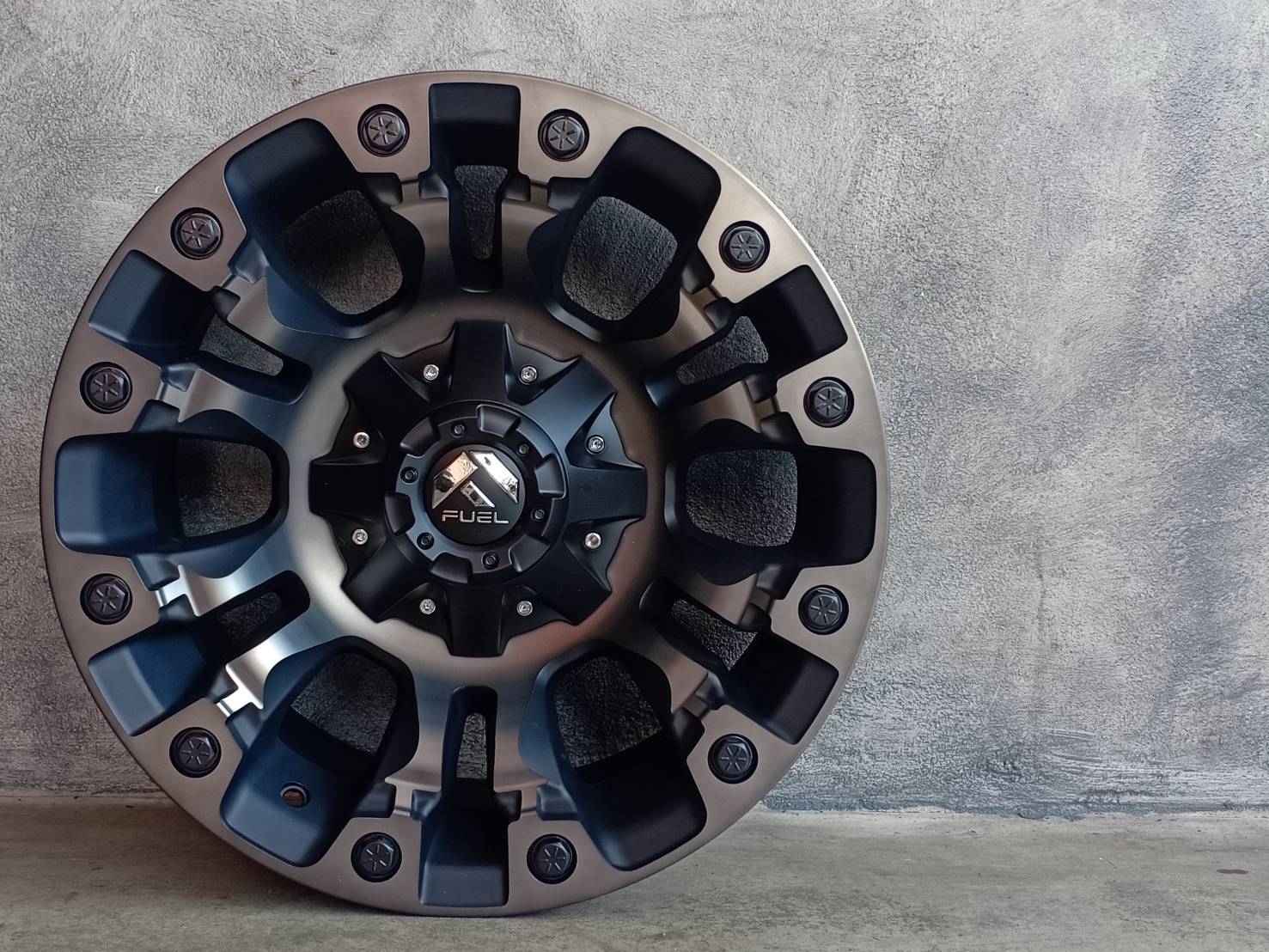 ล้อใหม่ FUEL-VAPOR ขอบ 17X9 6X135/6X139.7 ET+1