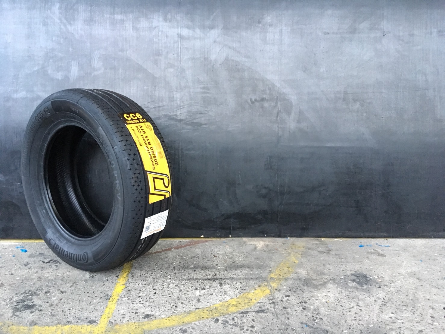 CONTINENTAL CONTACT CC6 205/60-15 เส้น 2250 ปกติ3000 ปี18