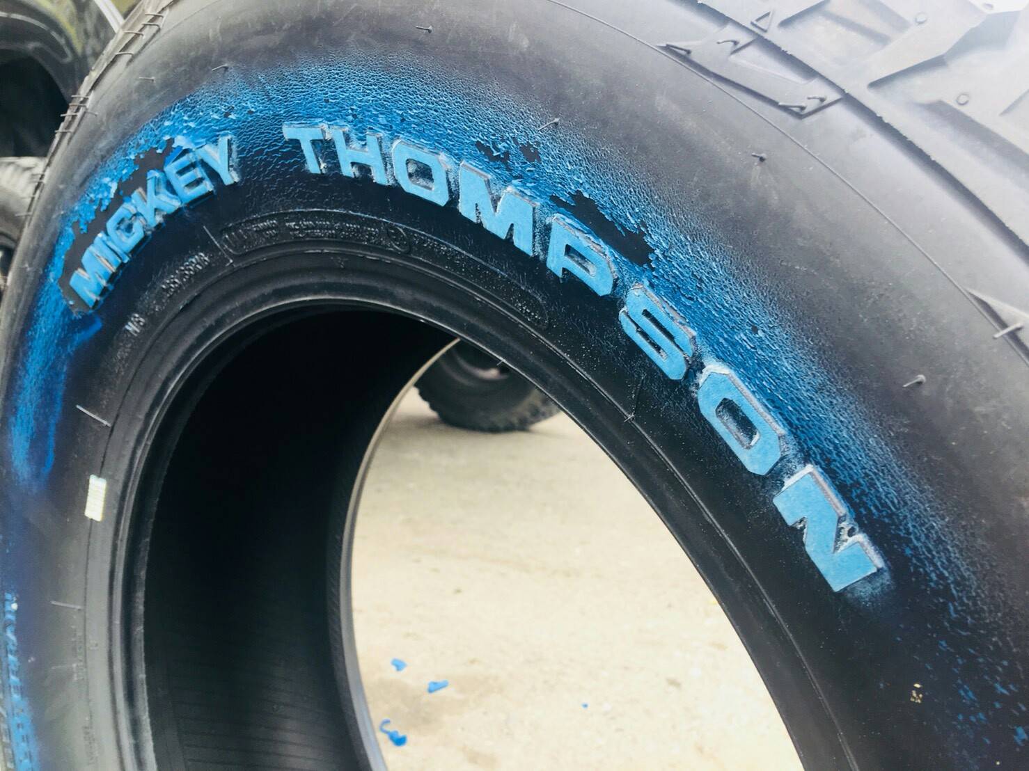 MICKEY THOMPSON DEEGAN 38 AT 265/65R18 ราคาถูก