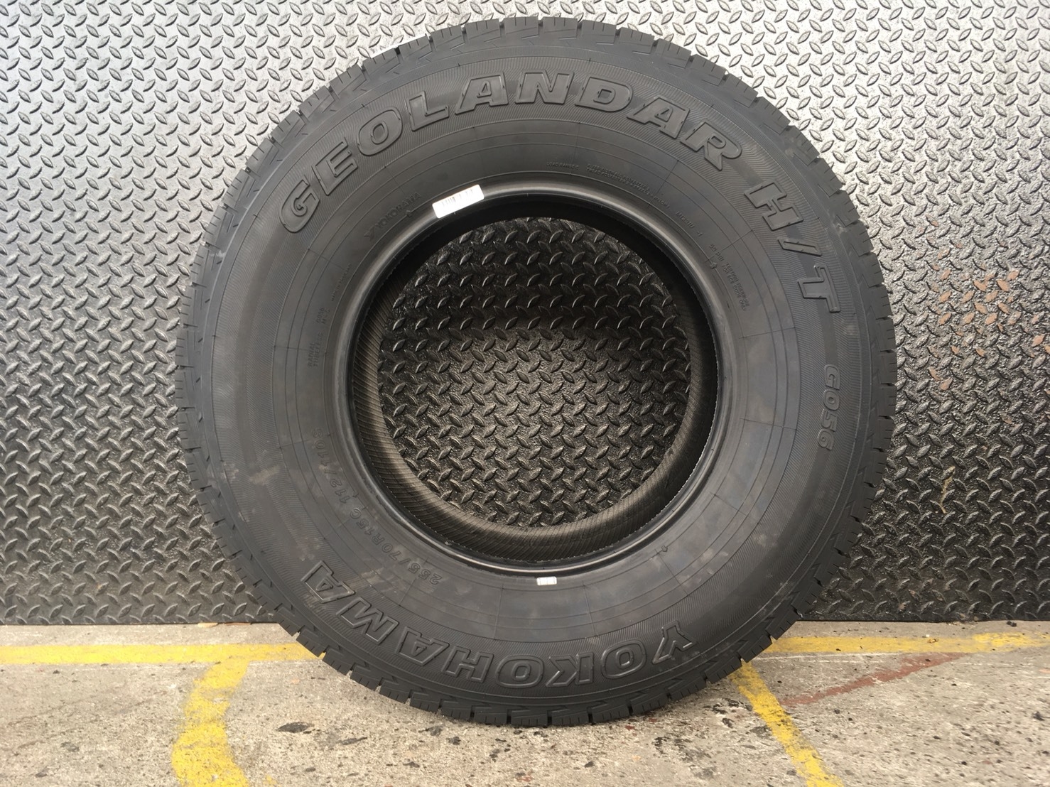 YOKOHAMA GEOLANDAR HTG056 255-70-15 เส้น 5000 ปี18 ปกติ 6500