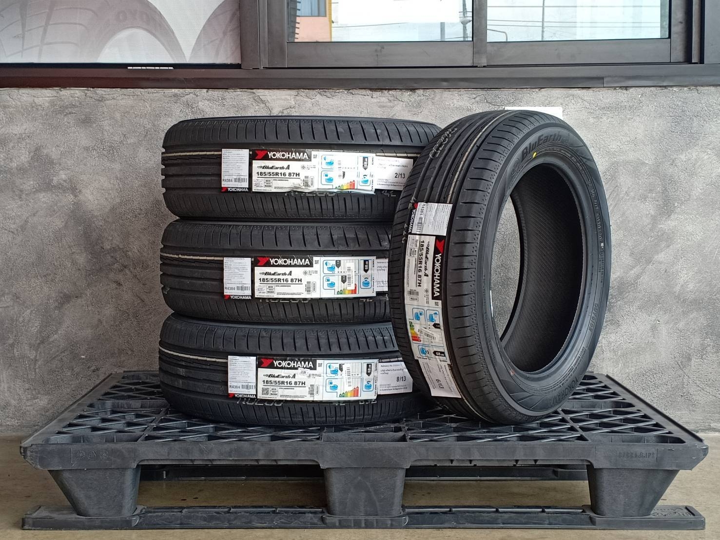 YOKOHAMA BLUEARTH-A AE50 185/55R16 ปี20