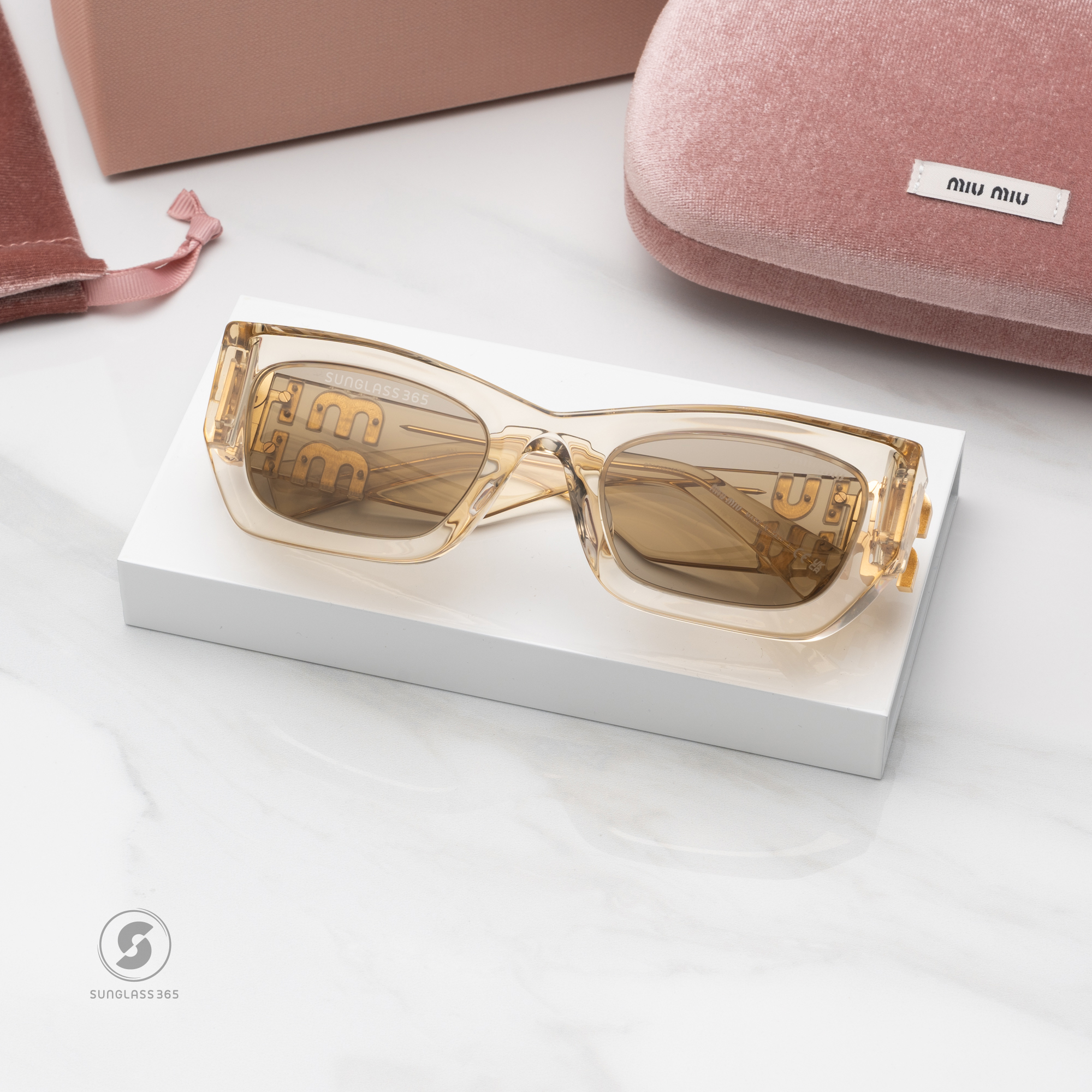 แว่นกันแดด Miu Miu Glimpse MU09WS 11T40F