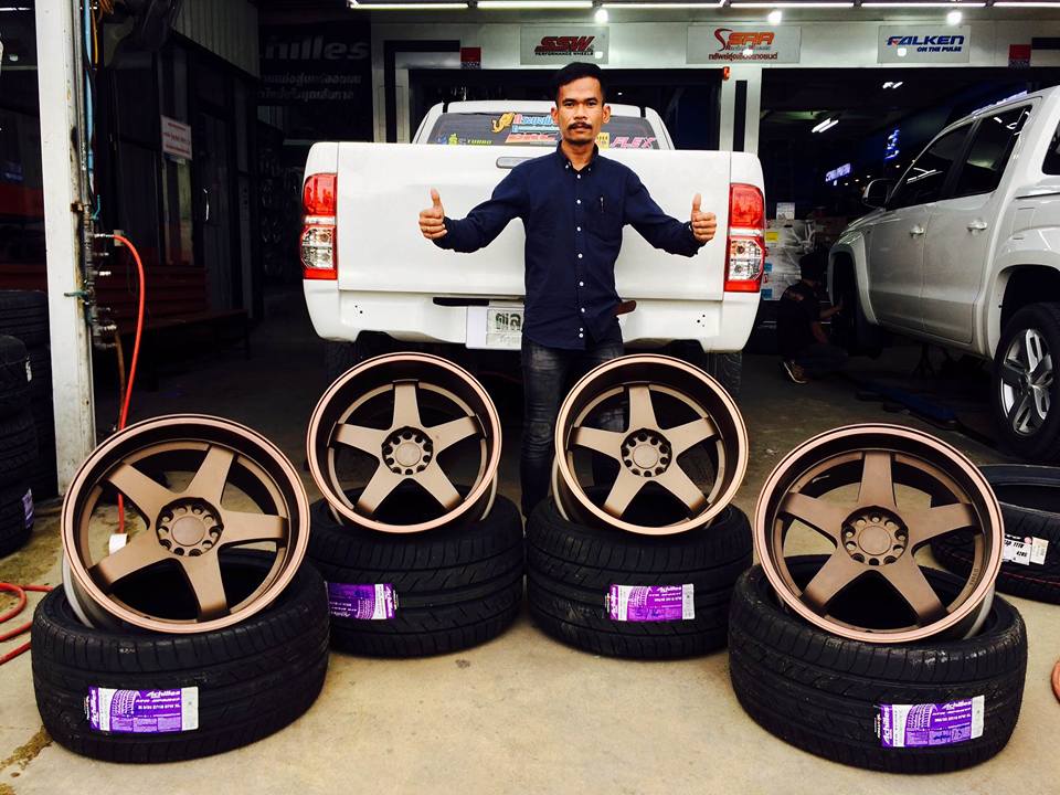 ขายล้อ NISMO ROTA แท้ ขอบ18 หน้ากว้าง 12