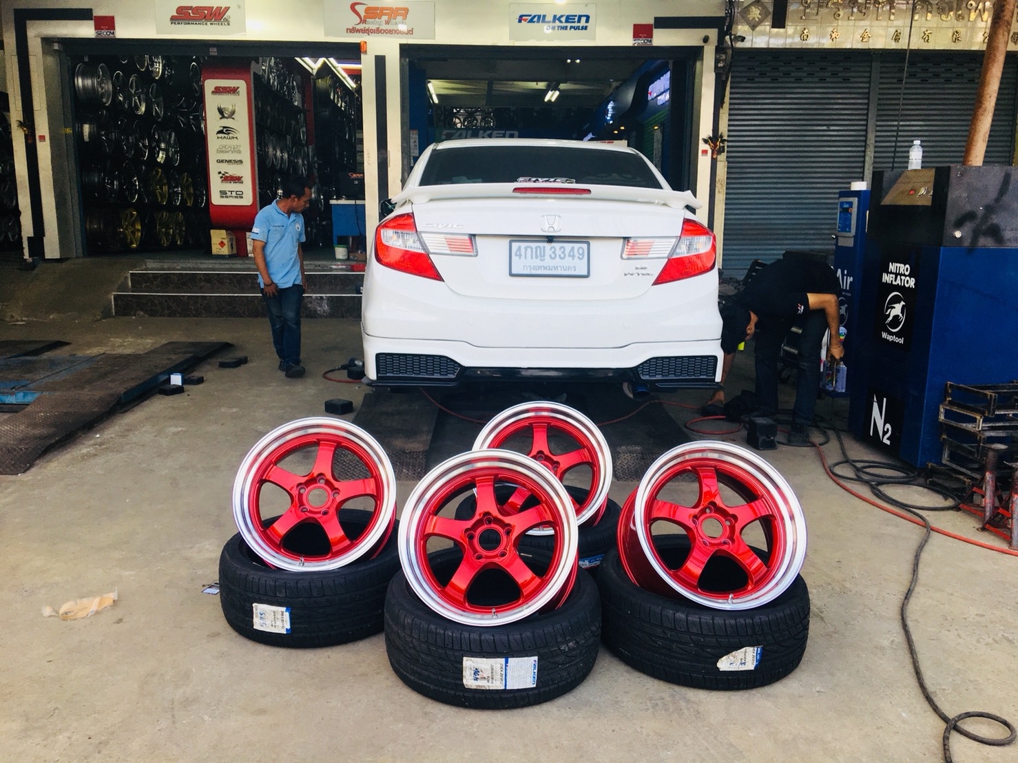 W WORK S1 ขอบ18 สีแดงแก้ว ใส่เก๋งราคาถูก