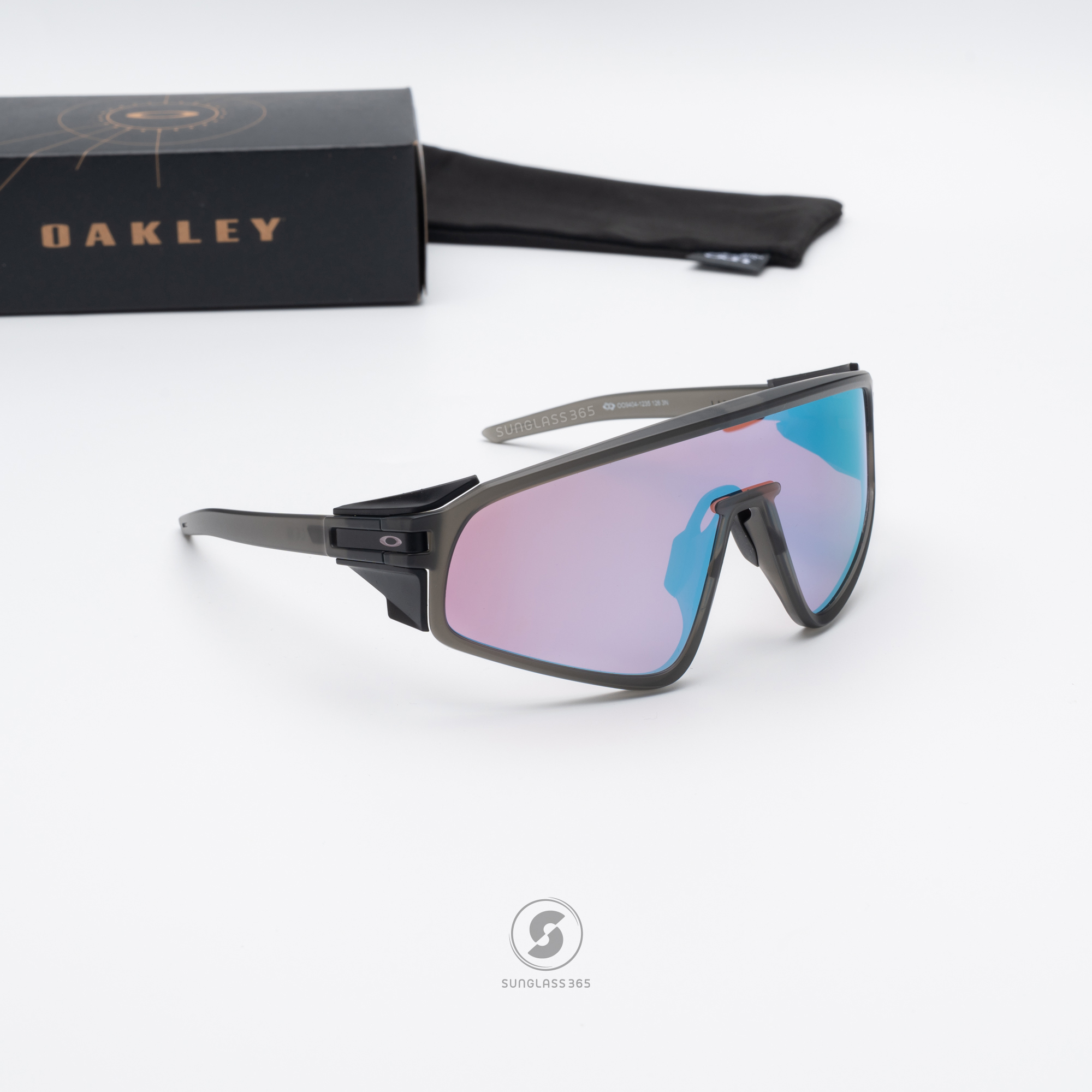 OAKLEY LATCH PANEL OO9404-12 Prizm Snow Sapphire